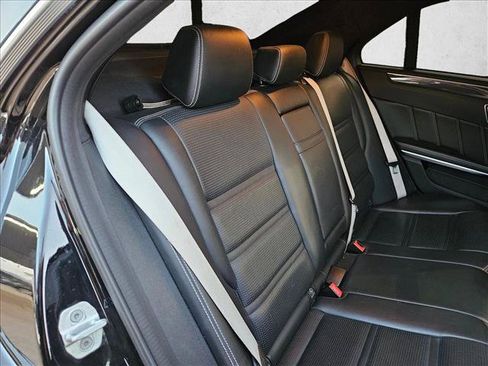 Used 2014 Mercedes-Benz E 63 AMG S-Model image 16