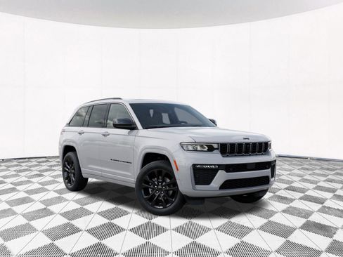 New 2026 Jeep Grand Cherokee Limited image 7