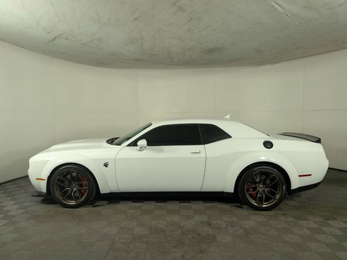 Used 2023 Dodge Challenger SRT Hellcat image 3