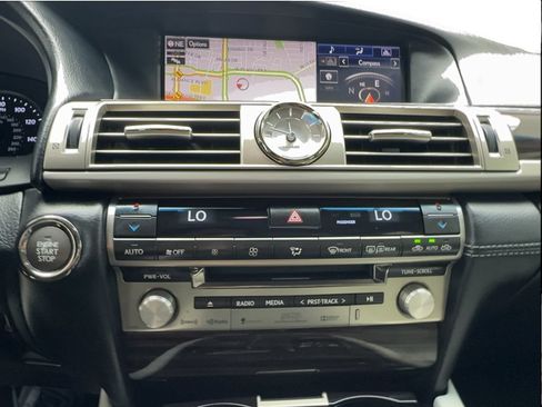 Used 2015 Lexus LS 460 w/ Ultra Luxury Package RWD image 49