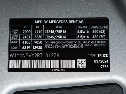Used 2024 Mercedes-Benz Sprinter 2500 image 7