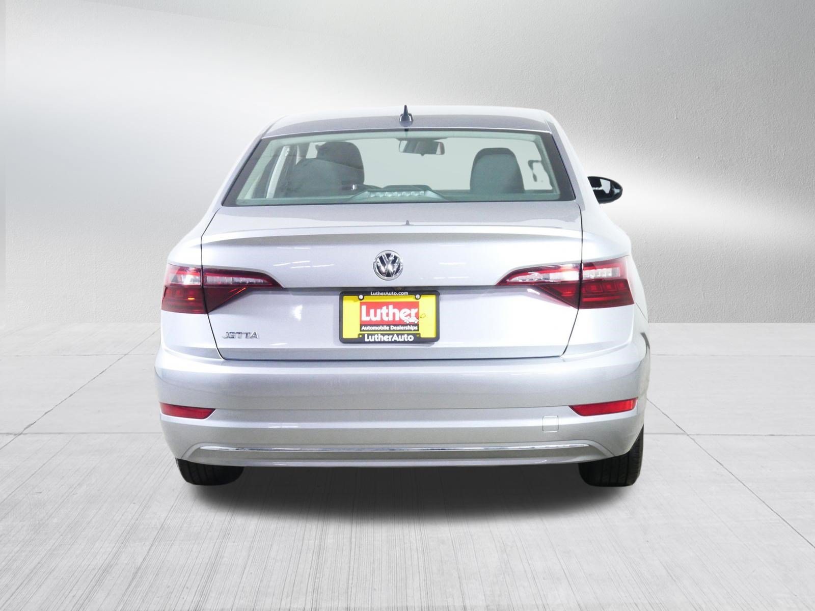 Used 2020 Volkswagen Jetta SE FWD image 6