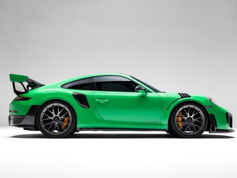 Used 2018 Porsche 911 GT2 RS image 9