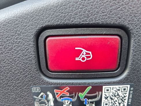 New 2026 Mercedes-Benz CLE 300 4MATIC Cabriolet image 13