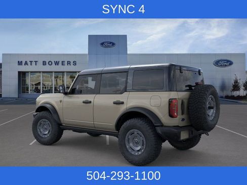 New 2025 Ford Bronco Badlands image 4