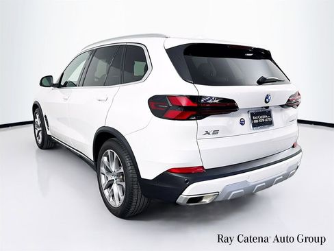 Used 2024 BMW X5 xDrive40i w/ Parking Assistance Package AWD/4WD image 5