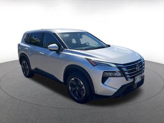 Used 2024 Nissan Rogue SV video 1