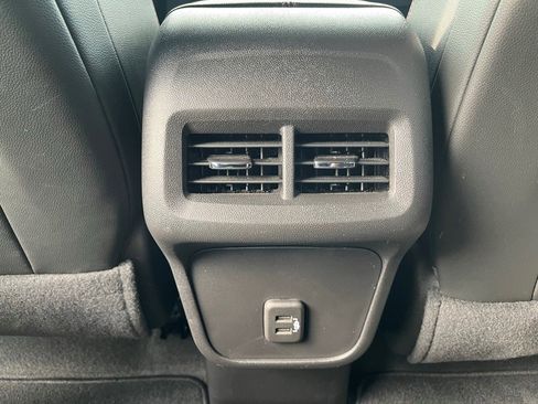 Certified 2024 Chevrolet Equinox RS image 28