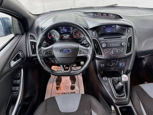 Used 2015 Ford Focus ST FWD image 25