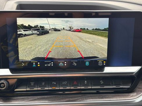 New 2026 Chevrolet Silverado 2500 LTZ w/ LTZ Plus Package AWD/4WD image 17