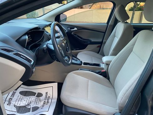 Used 2016 Ford Focus Electric Hatchback image 32