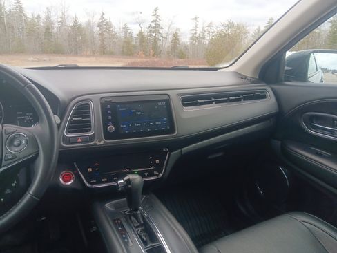 Used 2019 Honda HR-V EX-L image 19