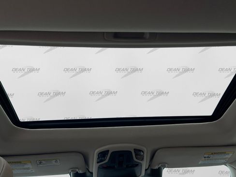 Used 2024 Subaru Outback Touring XT AWD/4WD image 19