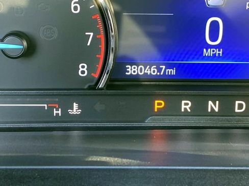 Used 2022 Ford Explorer XLT w/ Equipment Group 202A image 34