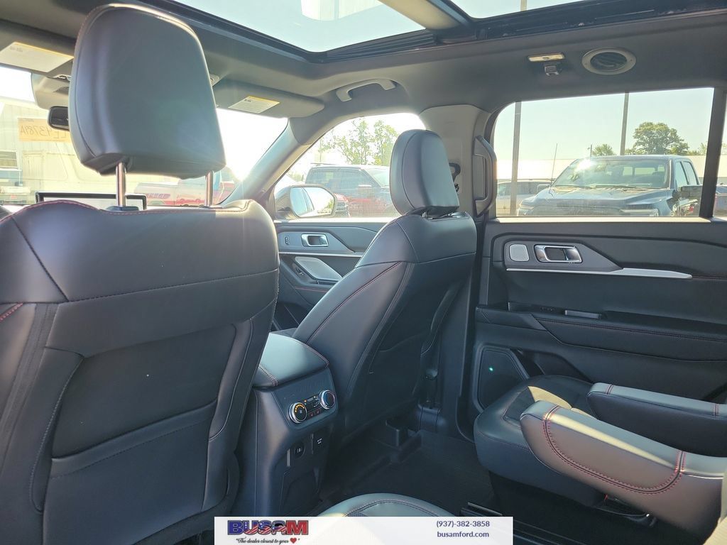 Used 2025 Ford Explorer ST w/ Sun And Sound Package AWD/4WD image 12