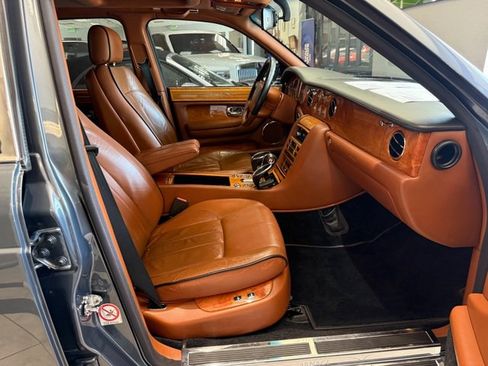 Used 2006 Bentley Arnage R RWD image 16