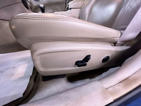 Used 2013 Chrysler 300 RWD image 13