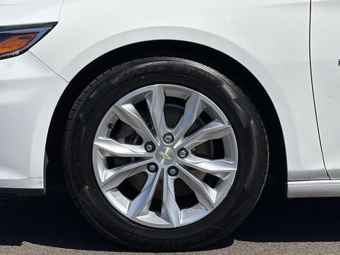 Used 2020 Chevrolet Malibu LT FWD image 26