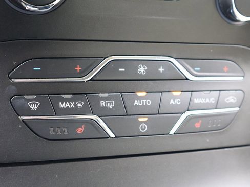 Used 2020 Ford Edge SEL w/ Convenience Package image 26