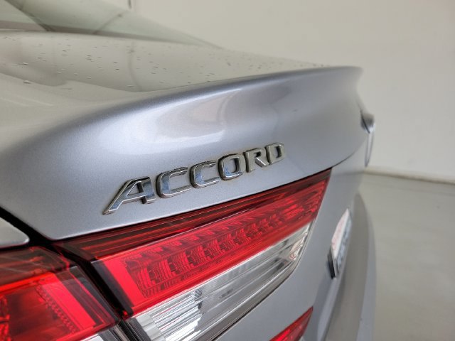 Used 2019 Honda Accord LX image 7