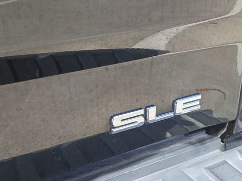 Used 2018 GMC Sierra 1500 SLE w/ SLE Value Package AWD/4WD image 14