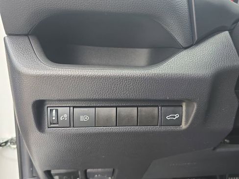 Certified 2022 Toyota RAV4 XLE Premium image 26