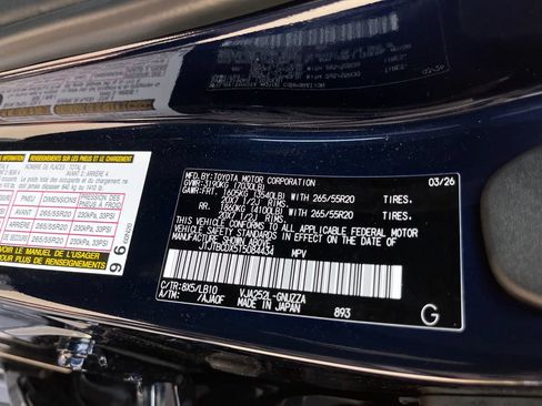 Used 2026 Lexus GX 550 w/ Accessory Package (2T) AWD/4WD image 30
