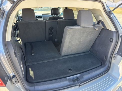 Used 2010 Dodge Journey SXT w/ Flexible Seating Group image 14