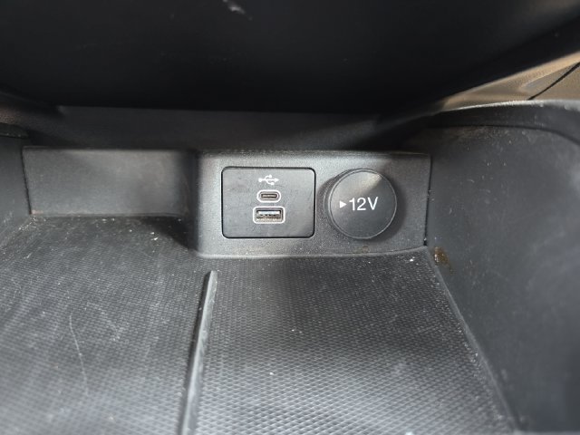 Used 2025 Ford Escape Active AWD/4WD image 24