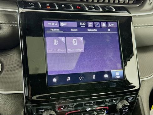 New 2025 Jeep Grand Cherokee Laredo X w/ Luxury Tech Group I image 38