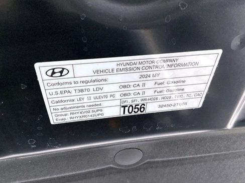 Used 2024 Genesis GV70 2.5T Select w/ Select Package image 29