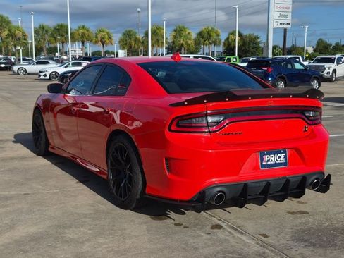 Used 2022 Dodge Charger Scat Pack RWD image 6