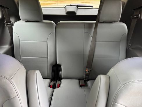 Used 2020 Chevrolet Traverse Premier FWD image 30