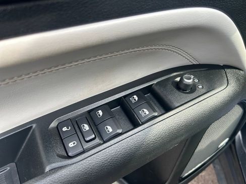 Used 2022 Jeep Compass Limited w/ Sun and Sound Group image 20