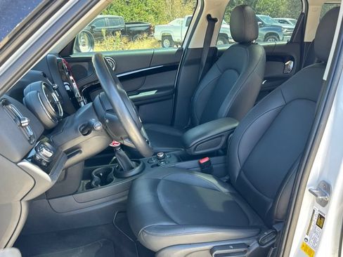 Used 2019 MINI Cooper Countryman FWD image 8