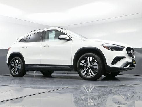 Used 2024 Mercedes-Benz GLA 250 GLA 250 image 52