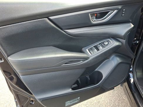 Used 2023 Subaru Ascent Limited AWD/4WD image 13