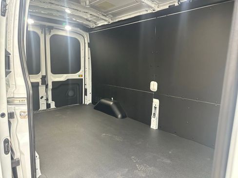 New 2026 Ford Transit 250 148 Medium Roof w/ Load Area Protection Package image 27