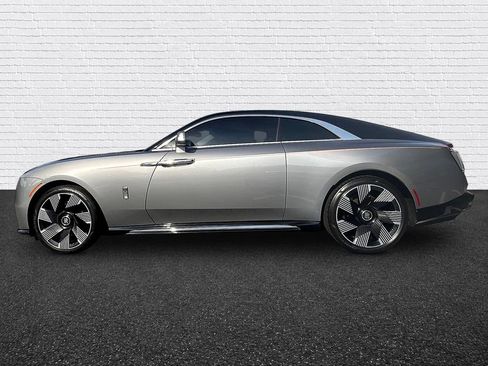 Used 2024 Rolls-Royce Spectre w/ Spectre Launch Package AWD/4WD image 4