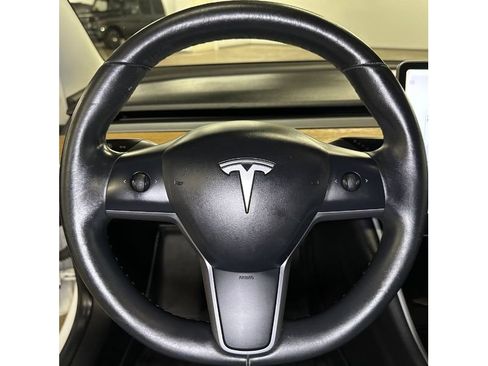 Used 2018 Tesla Model 3 Long Range RWD image 22