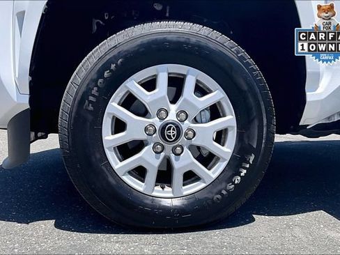 Used 2024 Toyota Tacoma SR5 RWD image 9