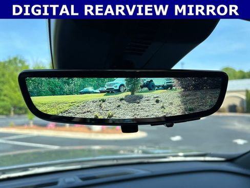 New 2026 Chevrolet Traverse LT image 13