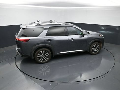 Used 2024 Nissan Pathfinder Platinum w/ Cargo Package AWD/4WD image 21