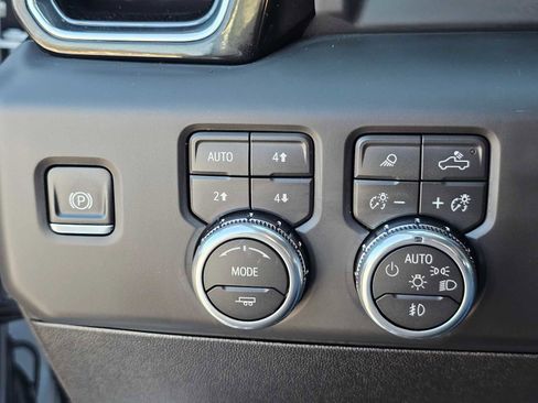 New 2026 GMC Sierra 2500 Denali w/ Denali Reserve Package image 30