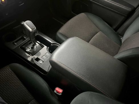 Used 2020 Toyota 4Runner TRD Off-Road AWD/4WD image 27