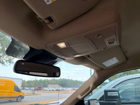 Used 2020 Ford F150 Lariat w/ Equipment Group 502A Luxury AWD/4WD image 18