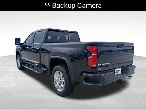 Certified 2025 Chevrolet Silverado 2500 High Country w/ Technology Package AWD/4WD image 3