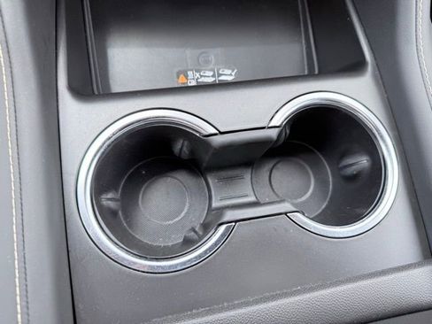 Used 2024 Chevrolet Tahoe Premier AWD/4WD image 46