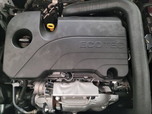 Used 2023 Chevrolet Equinox LT image 30