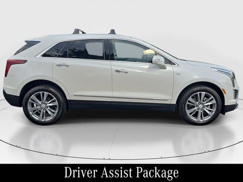 Used 2026 Cadillac XT5 Premium Luxury w/ Driver Assist Package FWD image 4